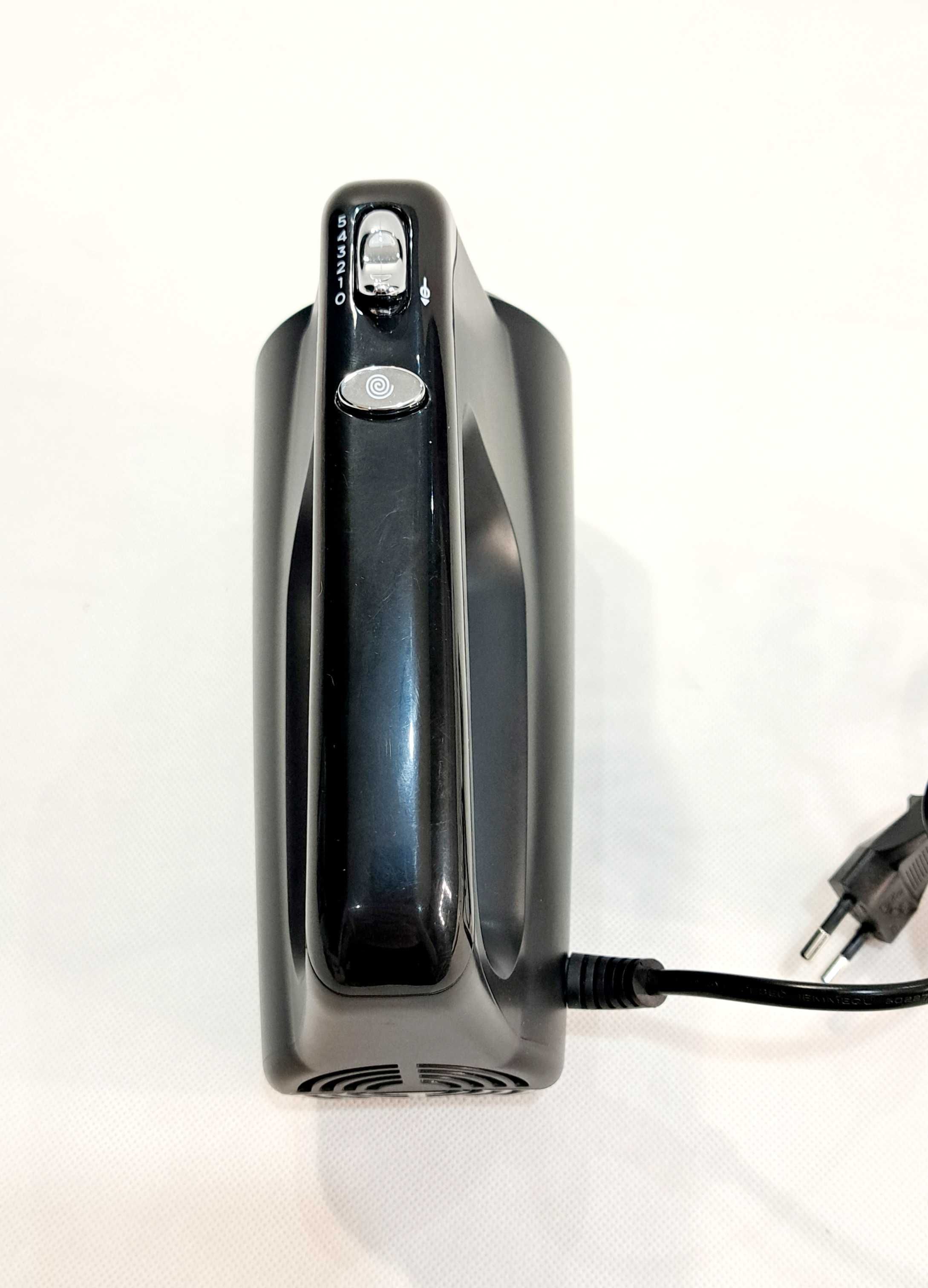 Mikser ręczny Russell Hobbs Matte 24672, moc 350 W, Turbo