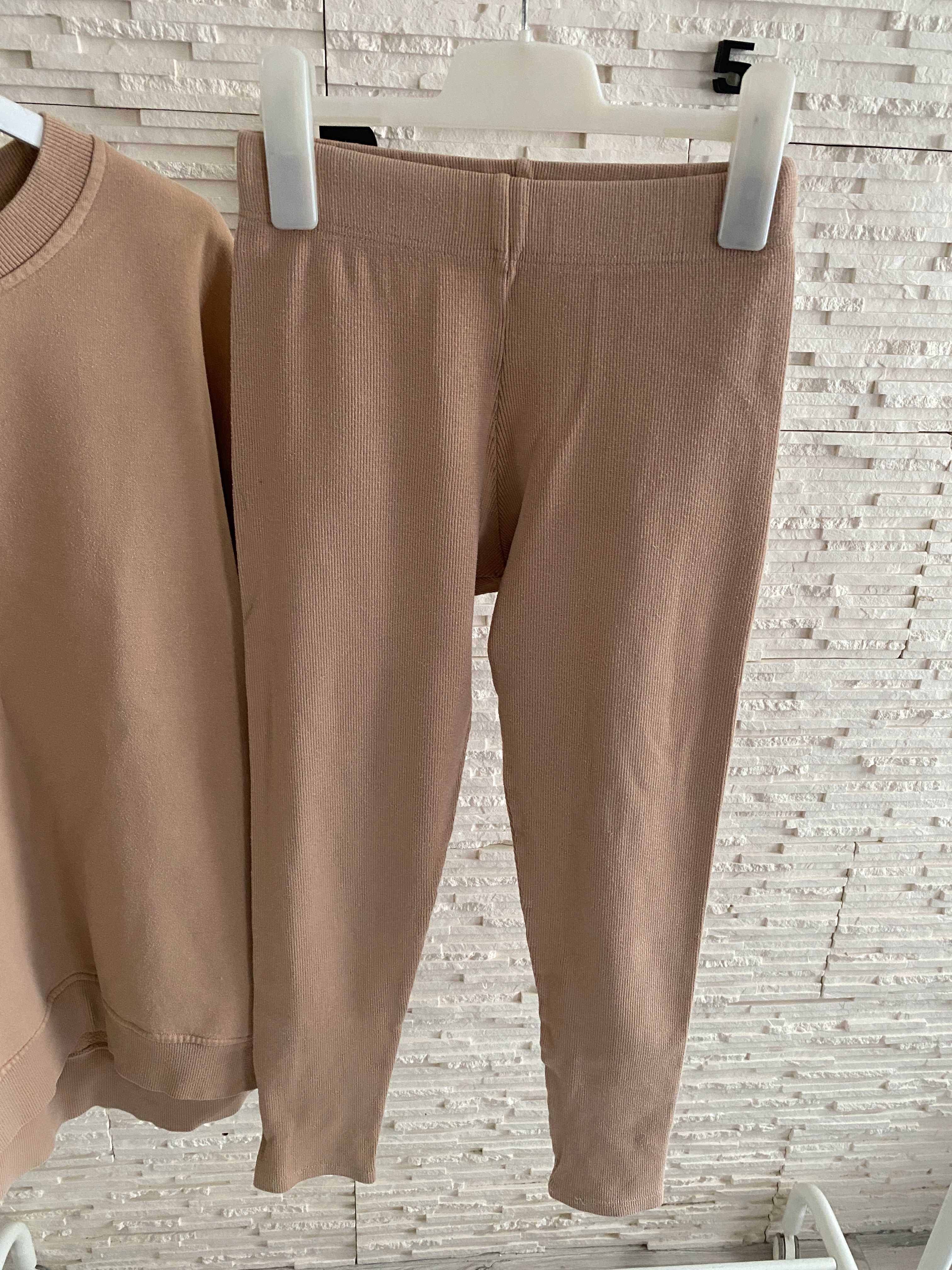 Komplet bawełniany bluza oversize z broszką + legginsy prążek
