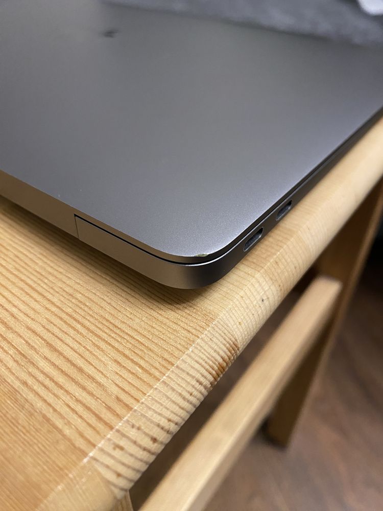 2020 MacBook Air 13” i5 A2179 16GB/256GB Stan BDB Nowa bateria Apple