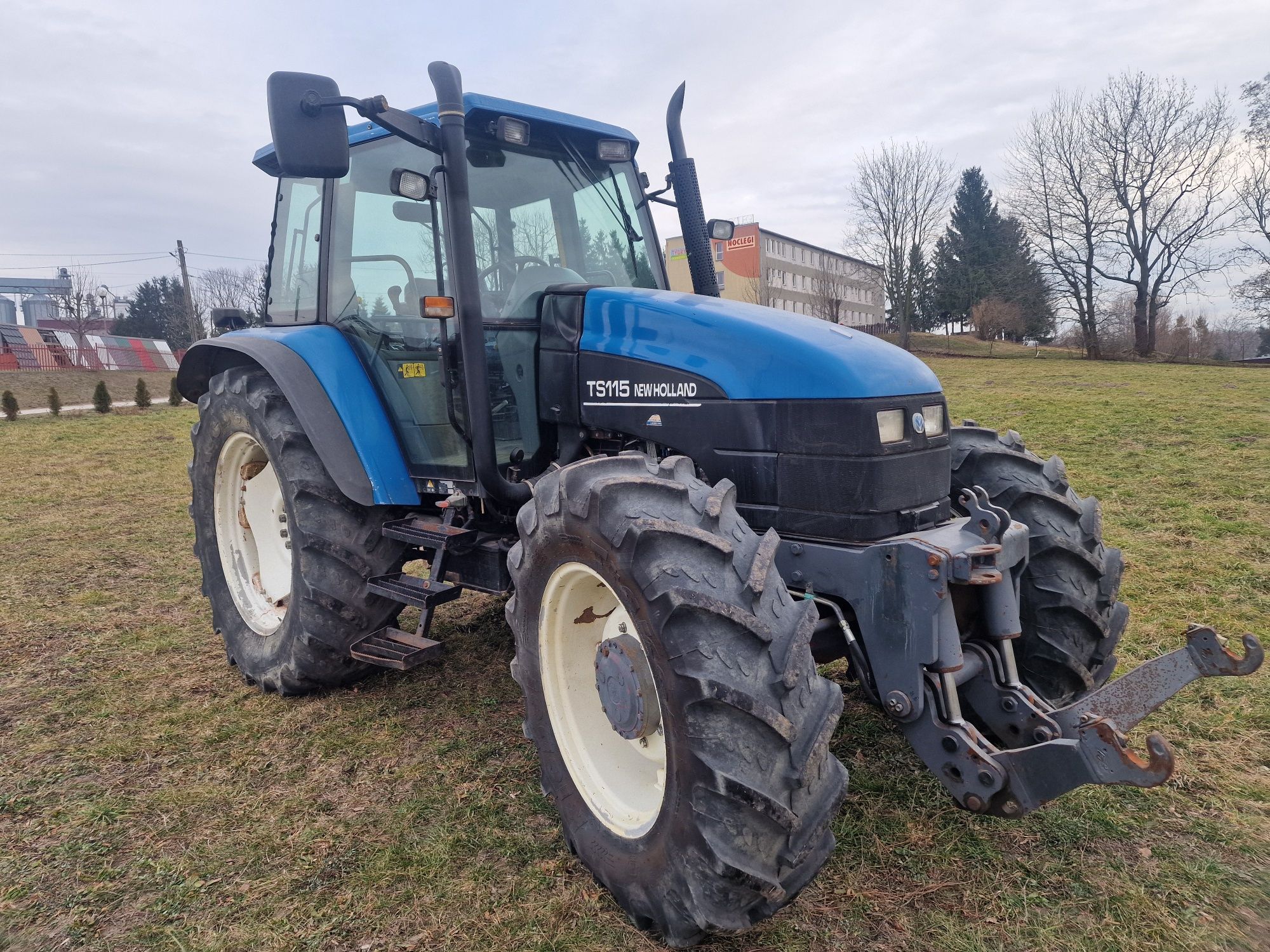Traktor New Holland TS115