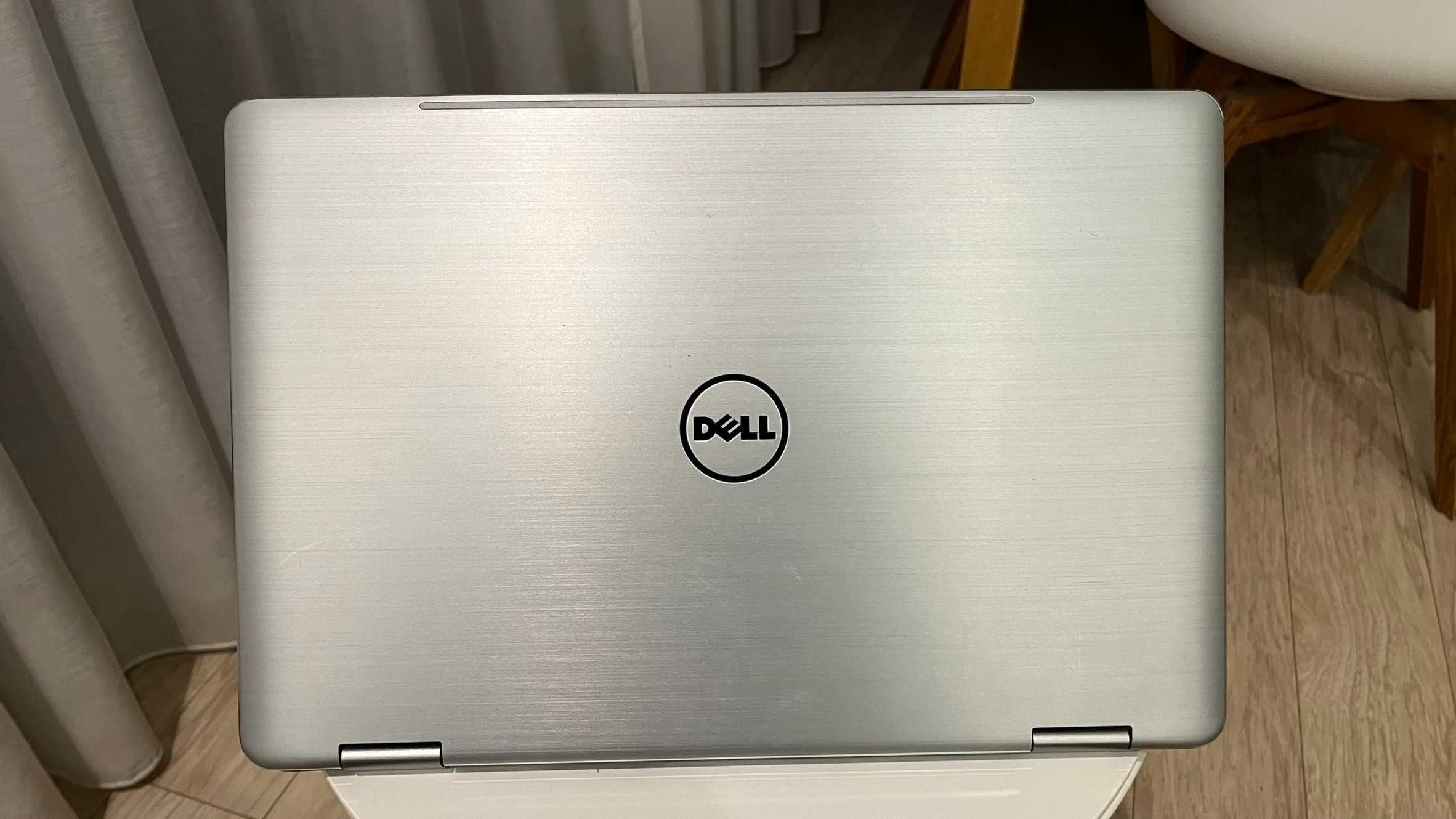 Dell Inspiron 17 7000 series 7779