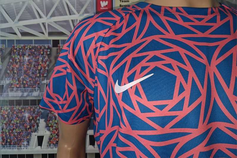 England The FA /The Lionesses/ Nike DriFit 2023 pre-match size XL /TG/