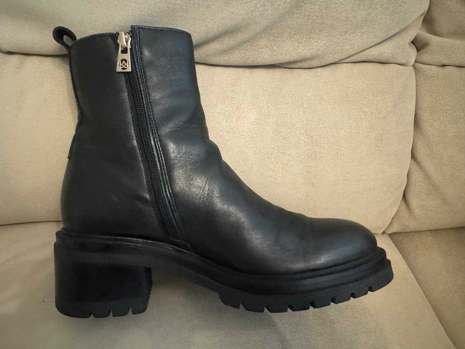 Черевики жіночі шкіряні KAZAR