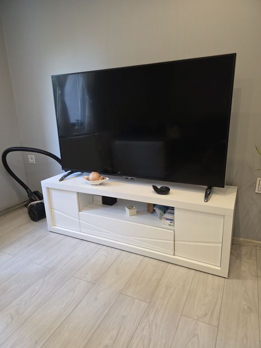 Telewizor JVC 65 cali