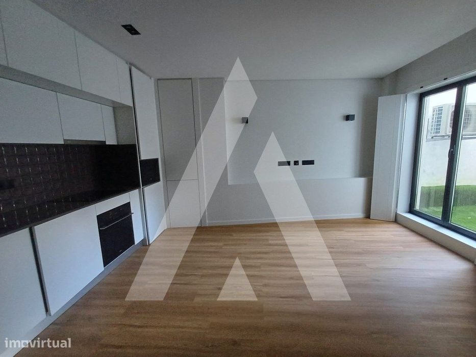 Apartamento T0+1 no Edifício Palacete, em pleno coração da cidade