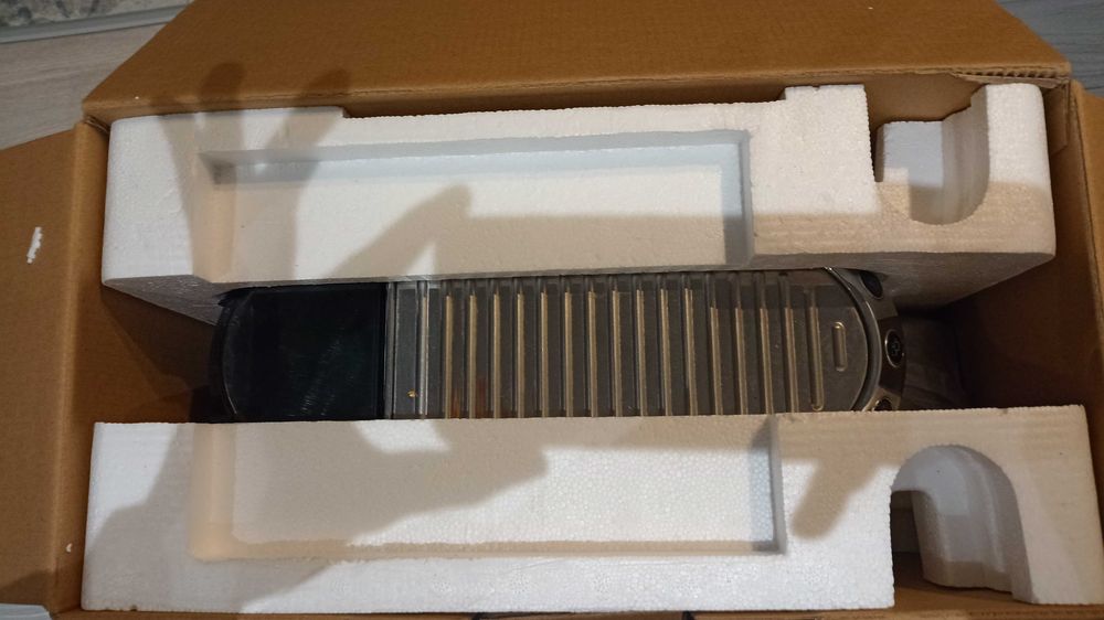 Ekspress do kawy de longhi dedica style EC685.M