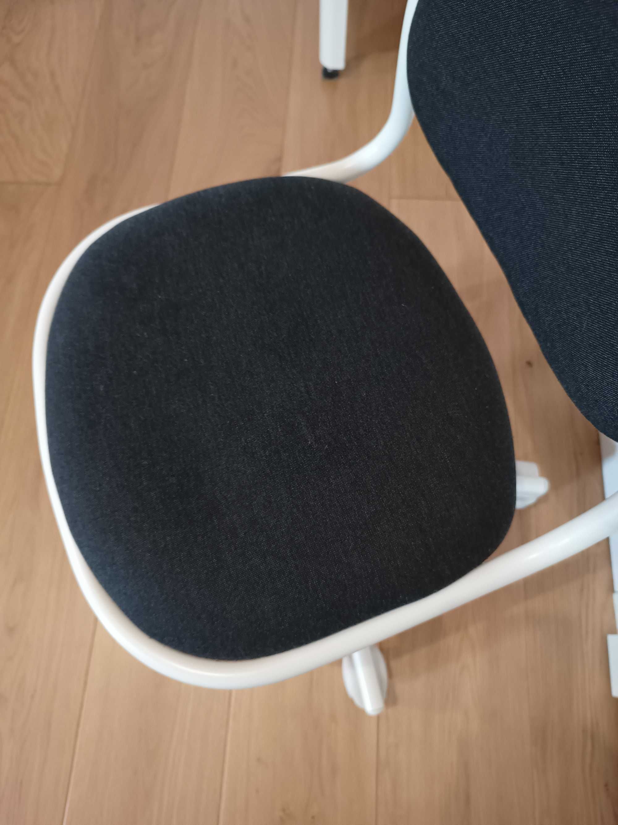 Krzesło dziecięce obrotowe Ikea Orfjall