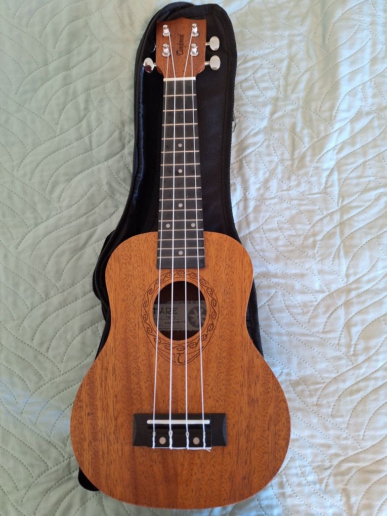 Ukulele Camglewood Tiare + Capa almofada