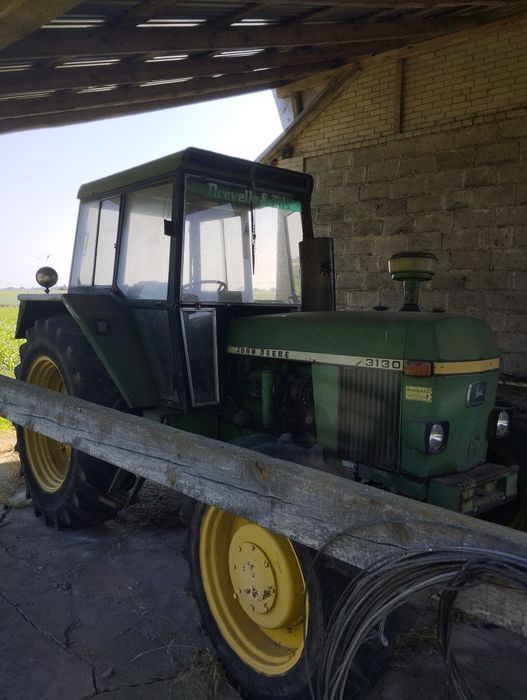 Ciągnik rolniczy John Deere 3130