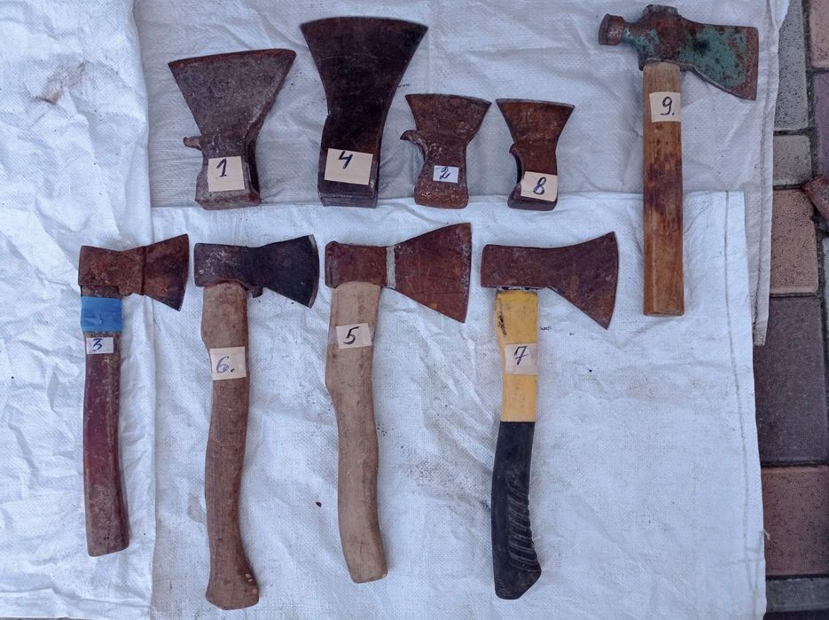 Молоток. Кувалда. Сокира. Топор. Кирка. Рачок. Гвоздодер.