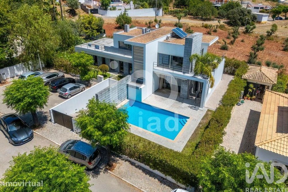 Casa / Villa T4 em São Brás de Alportel de 230,00 m2
