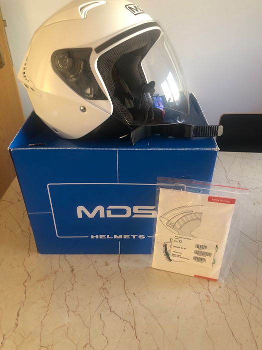 Capacete branco MDS