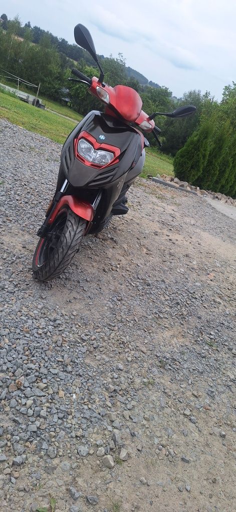 Aprilia  sr 50  super stan