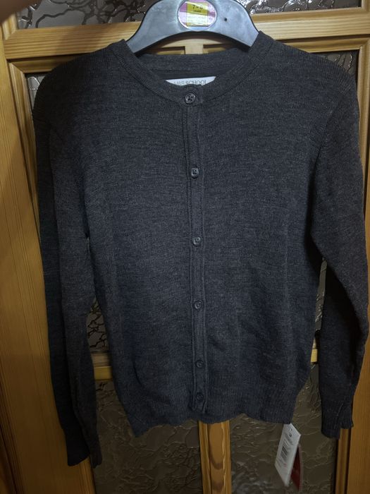 Шкільна форма на 6-8 років