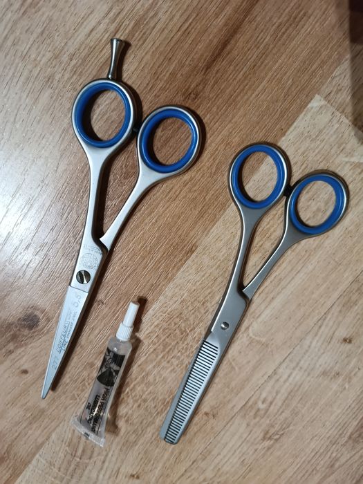 Nożyczki fryzjerskie Tanio