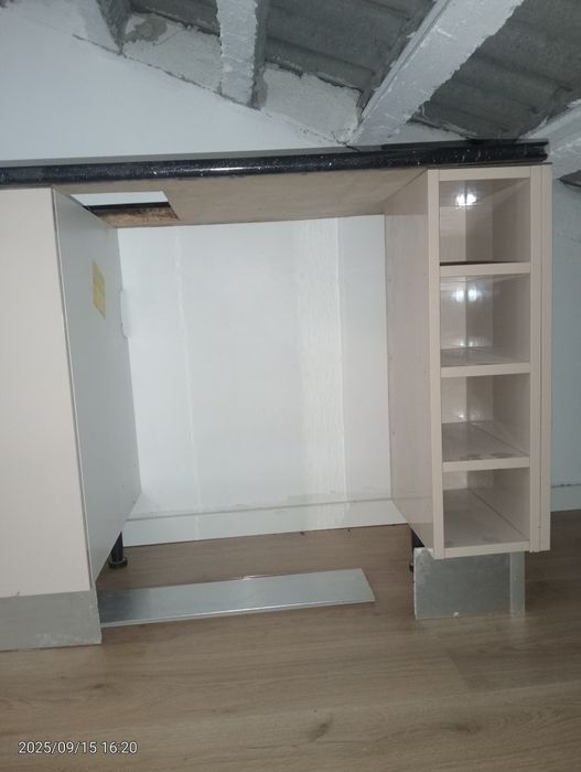 Móveis de Cozinha: APENAS PARTE DE BAIXO