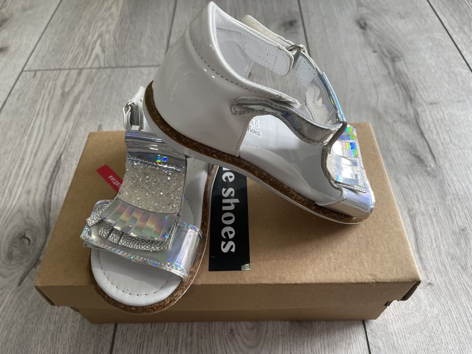 Сандалі босоніжки для дівчинки