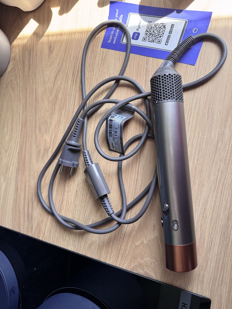 Dyson airwrap multistyler