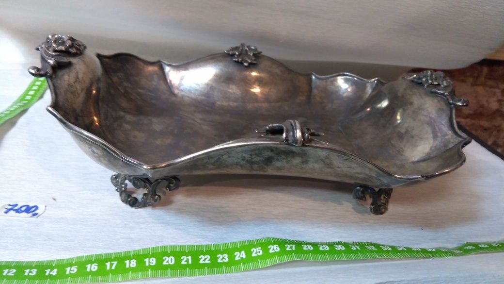 Patera srebrna , polska w cenie 4500 zł