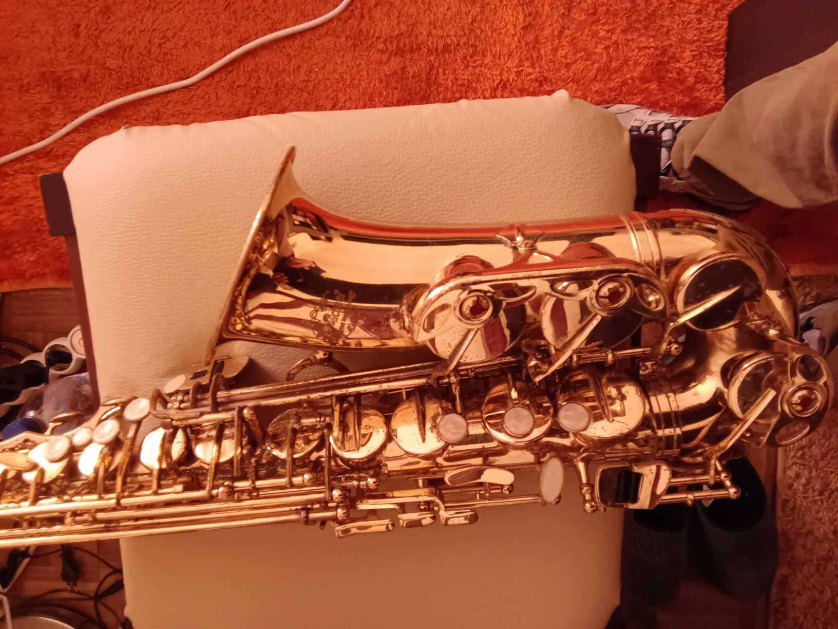 Saxofone alto J. Michael