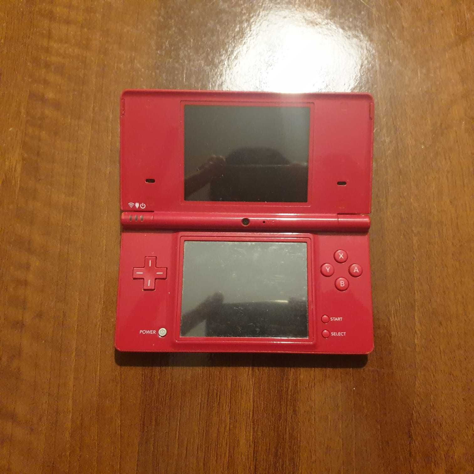 Consola japonêsa Nintendo DSi