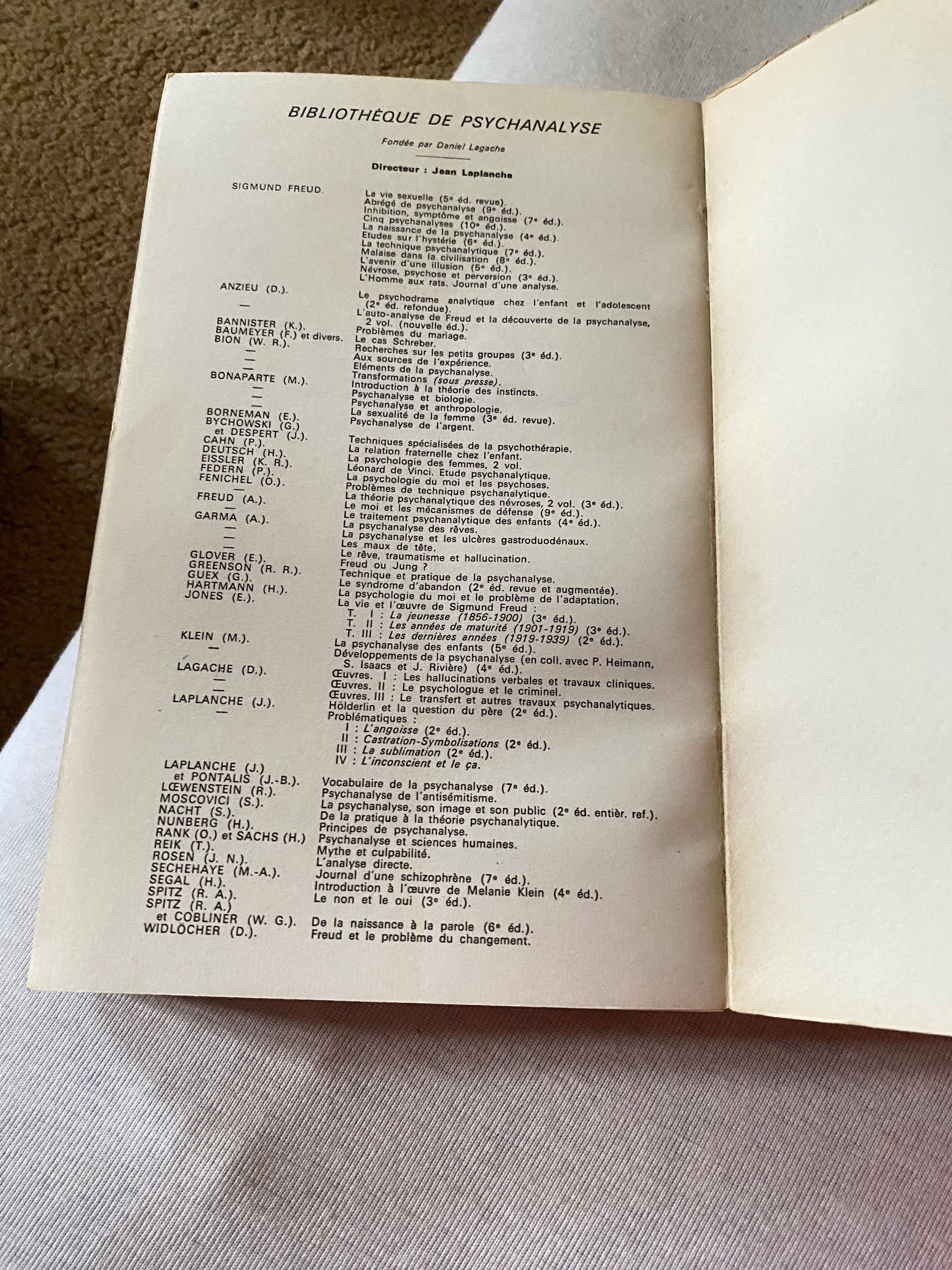Livro de psicologia S. Freud