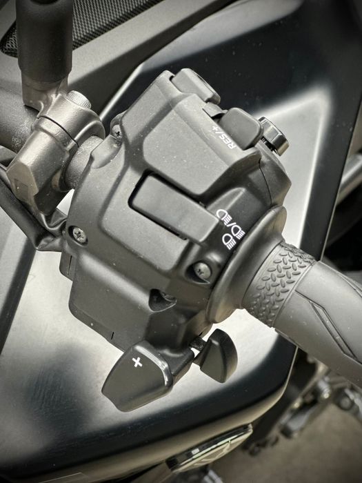 Yamaha MT09 - Com garantia
