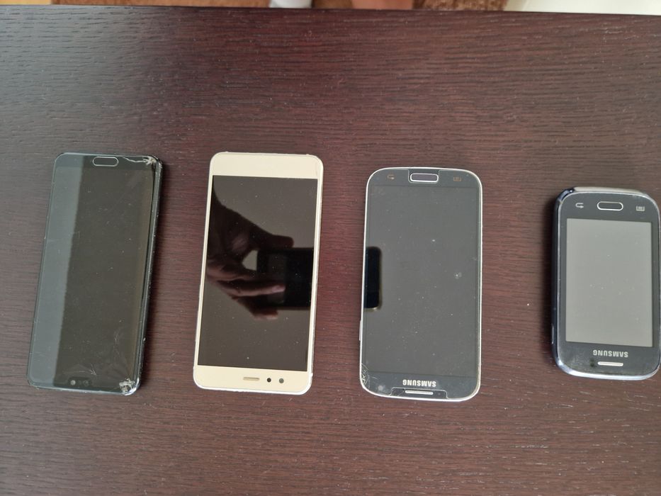 Vendos telemoveis usados