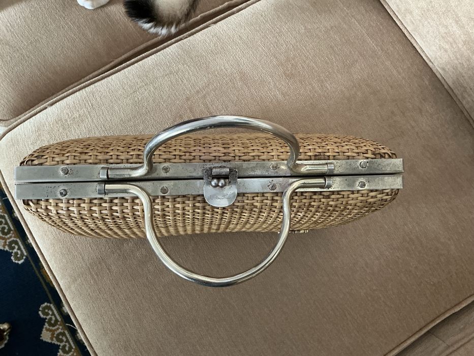 Mala de palhinha italiana VALENTINO em bom estado