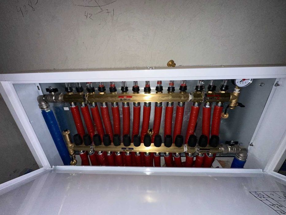 Продам сучасний будинок на ділянці 7 сот