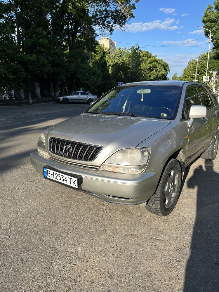 Lexus RX 300 2000р