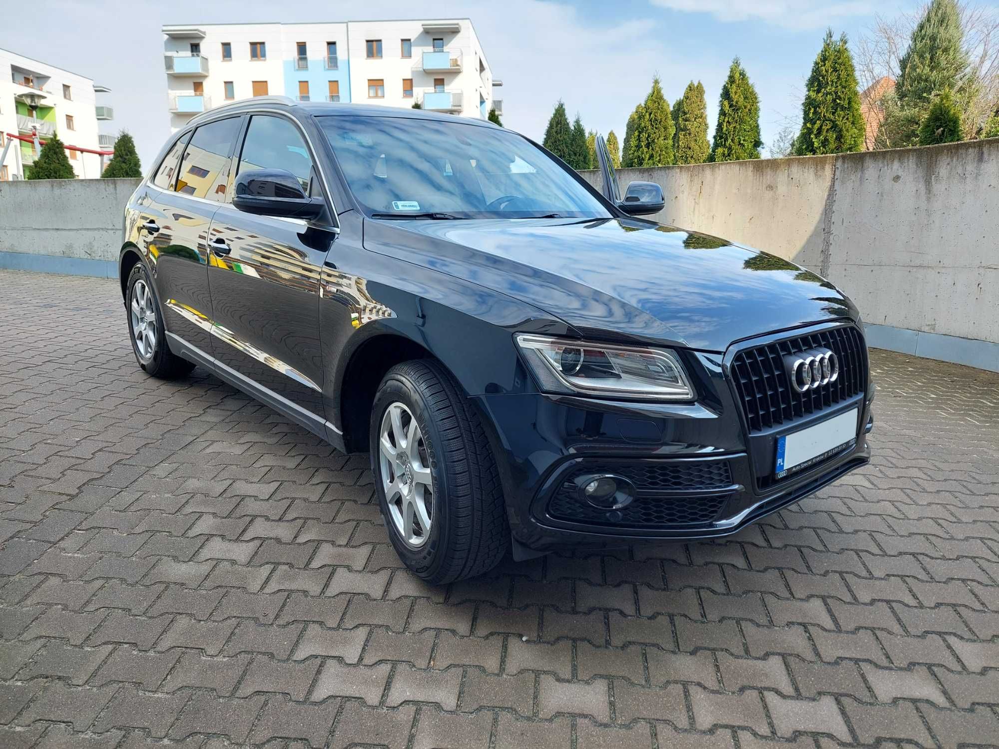 AUDI Q5 8R 2.0 TDI manual salon PL S-LINE czarny