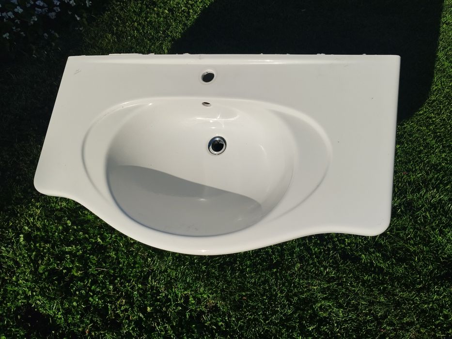 Umywalka    100 cm