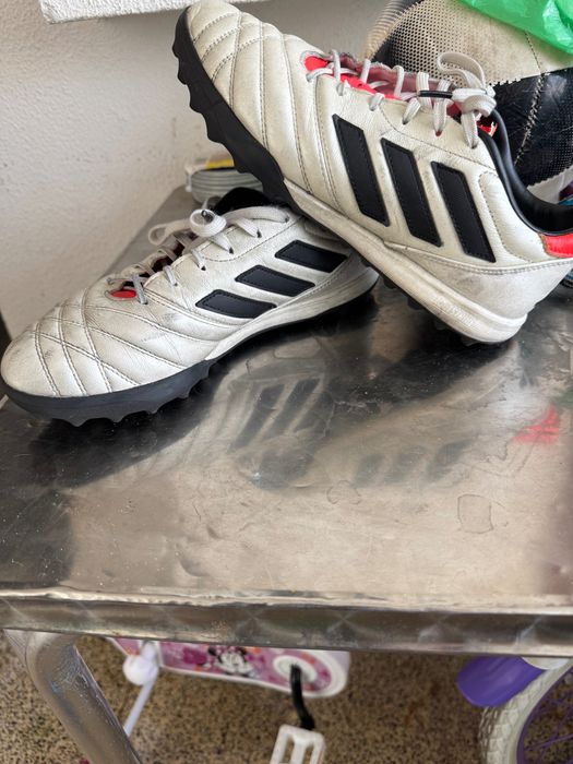 Chuteira Turf Copa Gloro Off White