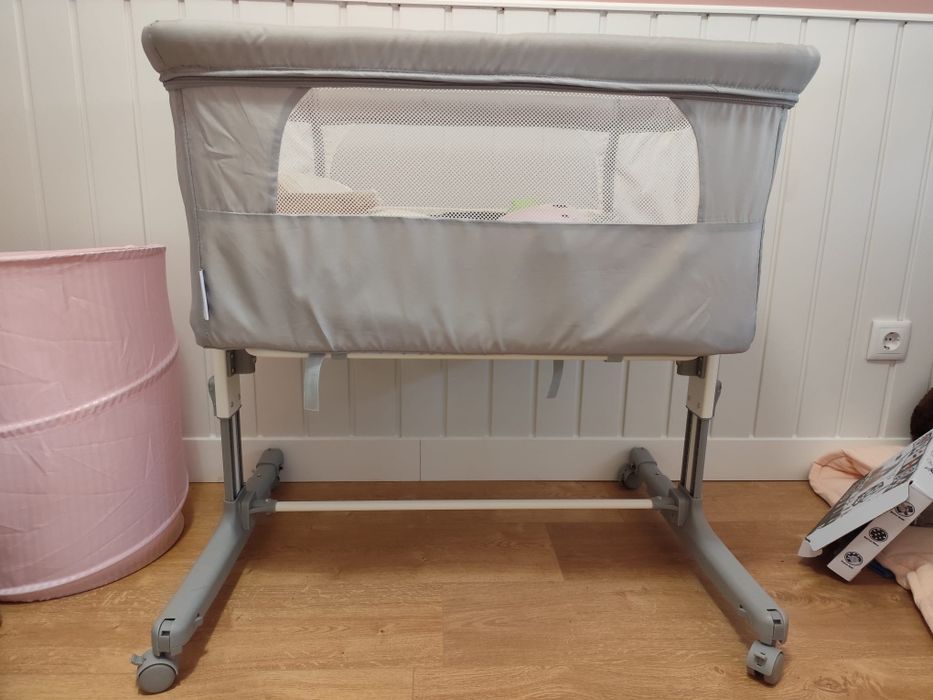 Cama Next to Me Asalvo