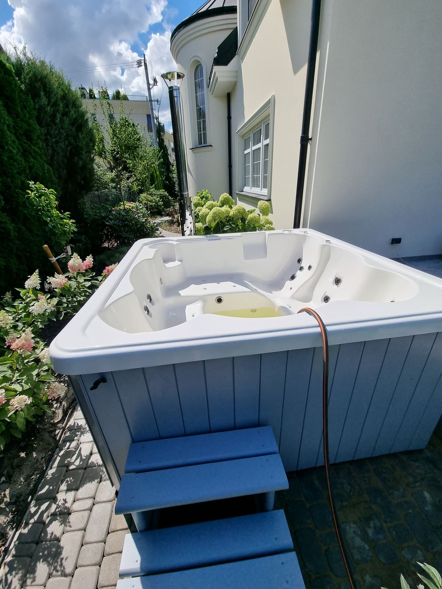 Jacuzzi ogrodowe wanna spa