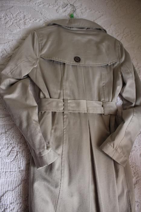 Trench coat bege para 10 anos ou 138 cm