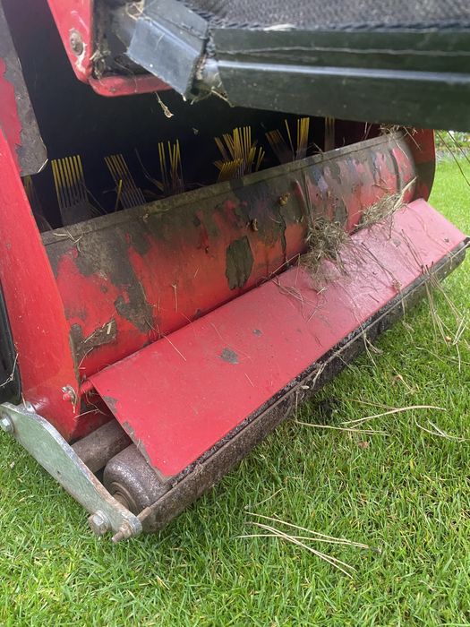 Sprzedam kosiarke traktorek