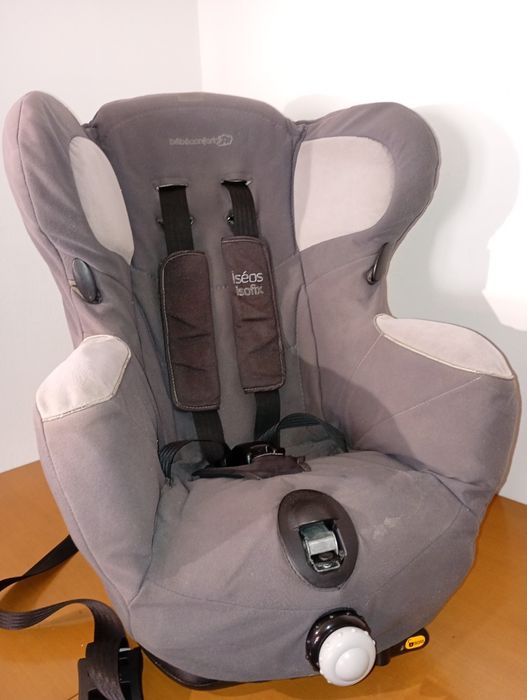 Cadeirinha Bebe Confort Iseos Isofix 9-18kg.