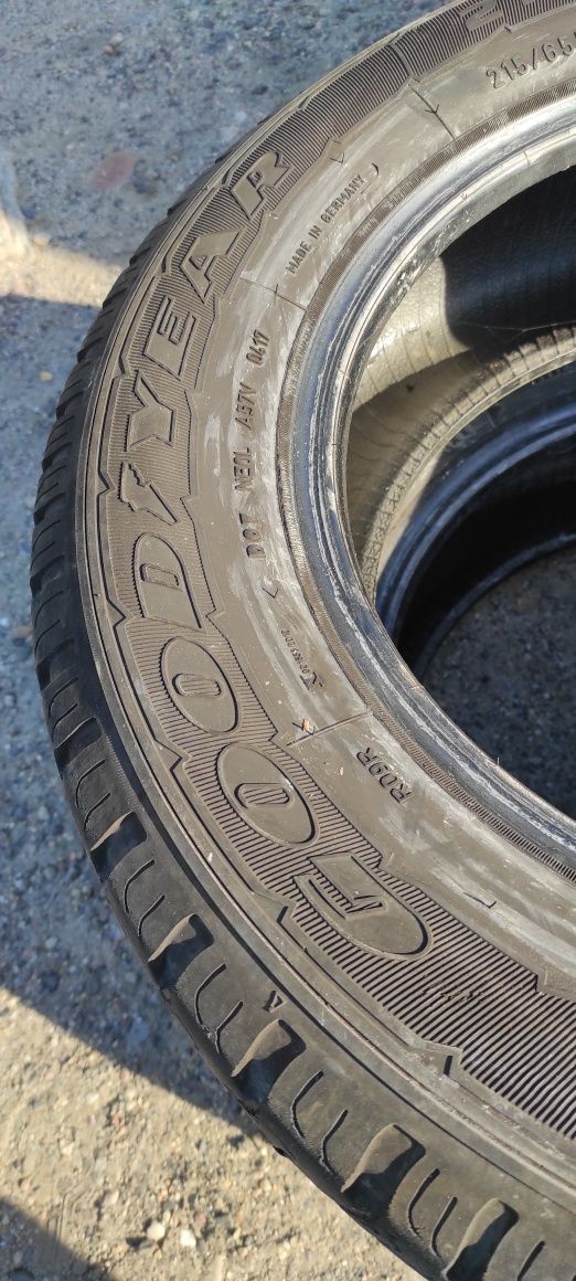 Opony letnie z 2017r 5mm 215/65/16C Goodyear 5N