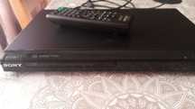 Leitor DVD Sony em funcionamento.