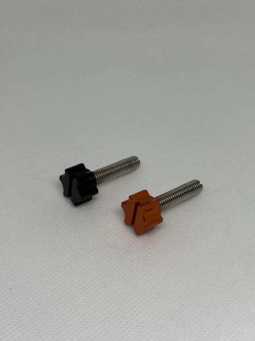 Болти кріплення сидіння мотоцикла