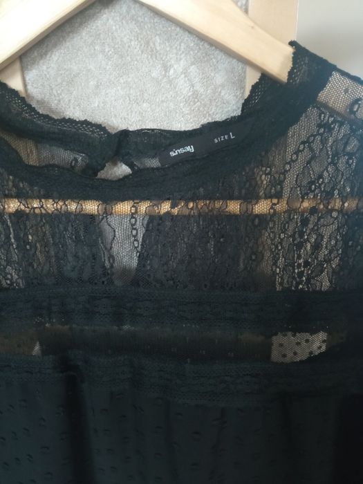 Czarna bluzka z koronką, z długim rękawem, rozm. L