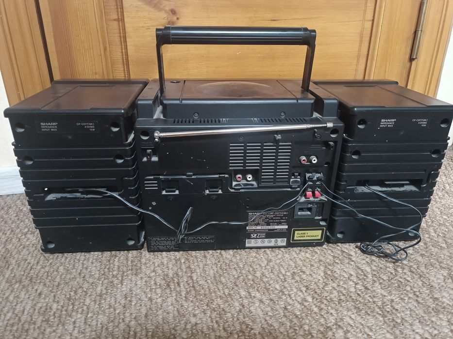 SHARP WF-CD 77 Магнитола Grundig