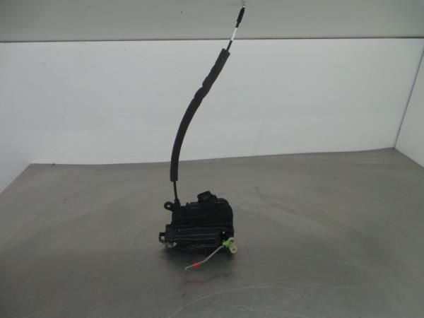 Fechadura / fecho porta frente esquerdo NISSAN Micra V (K14)