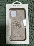 Etui iphone 14 guess