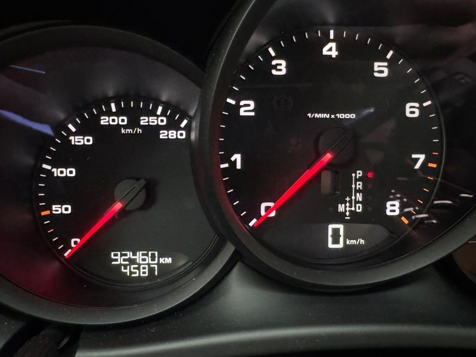Porsche Macan 2.0Turbo 7PDK 4*4 рестайлінг
