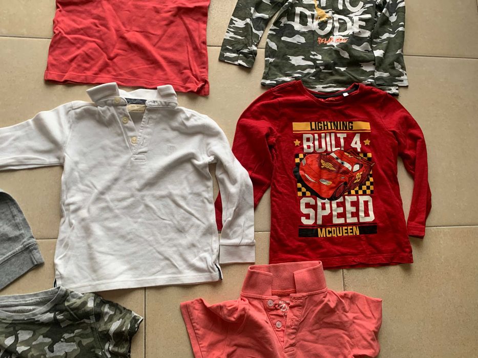 8x - Lote T-shirt | Polos - Tamanho: 4/5 anos - Excelente estado