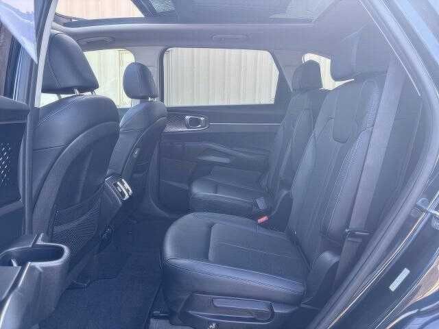 2022 Kia Sorento Hybrid EX