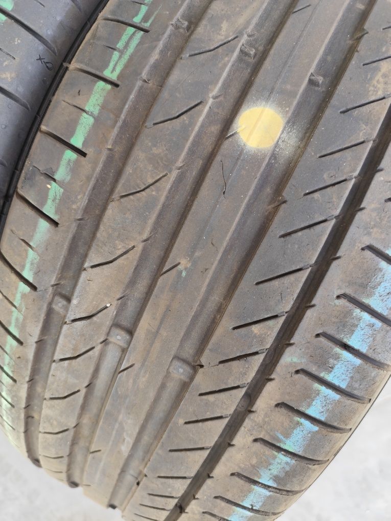 Pneus 235/45r18 Continental SC5 70% piso